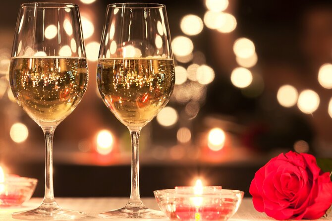 Valentine's Day Dinner Cruise with live Brazilian show on Sydney Harbour - Three hours of harbour scenery after dark