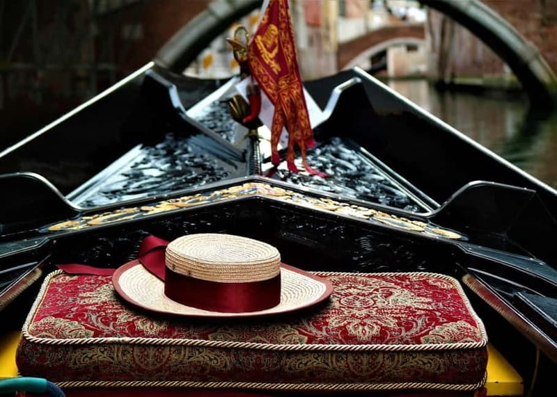 Venice: Romantic Shared Gondola Serenade on the Grand Canal - Riding from quiet canals to the Grand Canal