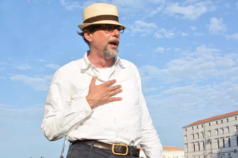 Venice: Romantic Shared Gondola Serenade on the Grand Canal - Teatro La Fenice and the return through Venice