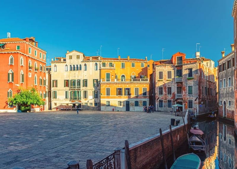 Venice: Winter Walking Tour & Romantic Gondola Ride Upgrade - Who will enjoy this tour most?