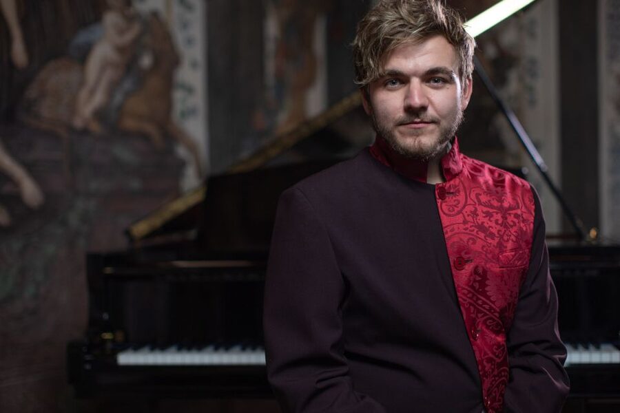 Vienna: Romantic Classics Piano, Violin, and Cello Concert - The Sala Terrena gives the evening its character