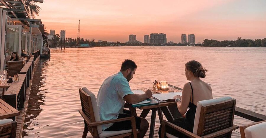VIP Tour Enjoy Romantic Sunset by Speed Boat Free Cocktail - A cocktail at The Deck or Villa Song Saigon