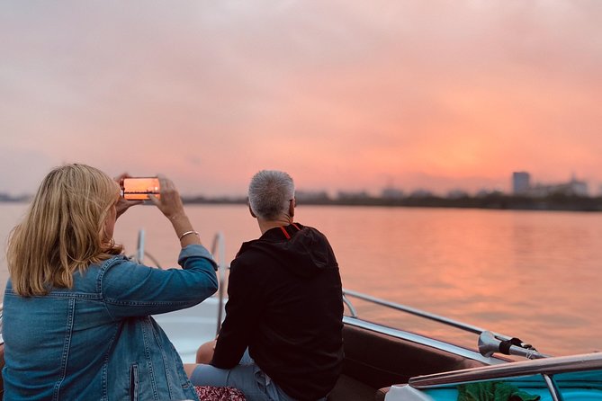 VIP Tour in Saigon: Romantic Sunset Cocktail by SpeedBoat - Leaving Bach Dang pier as Saigon changes color