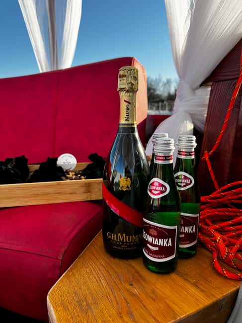 Warsaw: Romantic Cruise with Prosecco–Birthdays & Proposals - Key points to know before booking