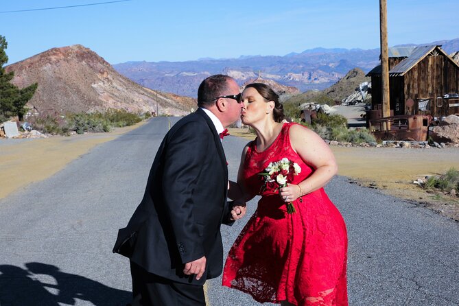 Wedding Ceremony: Nelson Ghost Town - Price and value for a group of eight