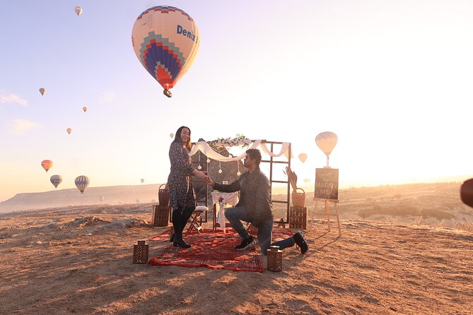 Wedding Proposal and Photoshoot with Hot Air Balloons - Planning the surprise without spoiling it