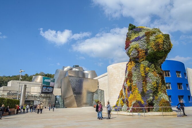 Year of Love in Bilbao: Self-Guided Romantic Puzzle Quest - A Bilbao walk built around love and language