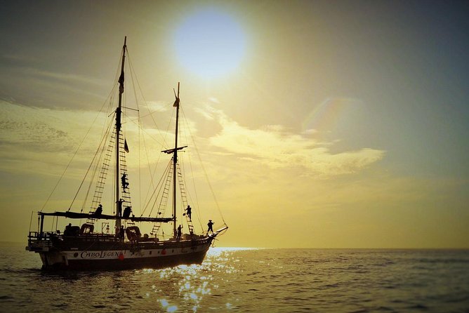 Yo Ho Pirate Sunset Dinner Cruise in Cabo San Lucas - What dinner is really like on board