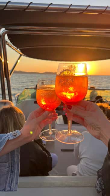 Zadar: Romantic Luxury Sunset Boat Tour with Aperol Spritz - How the small group changes the experience