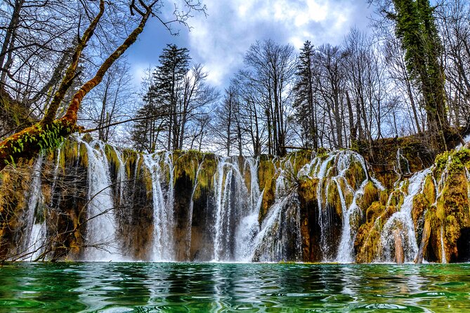 Zagreb airport or Zagreb to Split via Plitvice lakes for singles or couples - Is the $346.07 price good value?